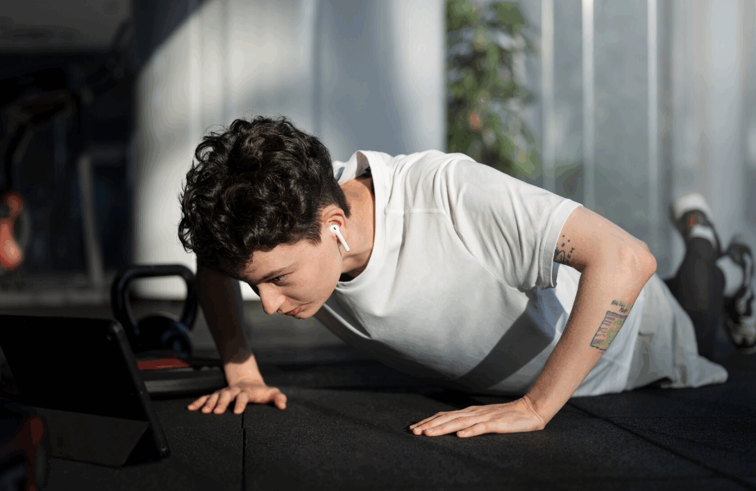 The 5-5-5 Workout Everyone With ‘No Time’ Is Trying in 2025
