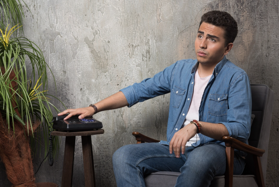 This Posture Mistake Quietly Shrinks Your Breathing