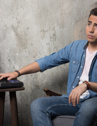 This Posture Mistake Quietly Shrinks Your Breathing