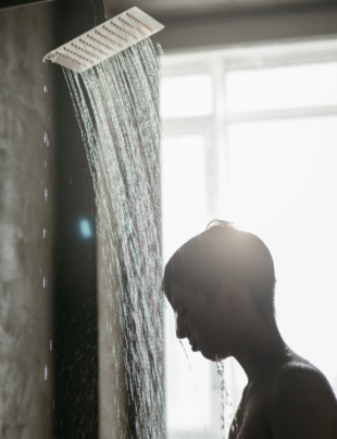 Do Cold Showers Actually Give You Energy?